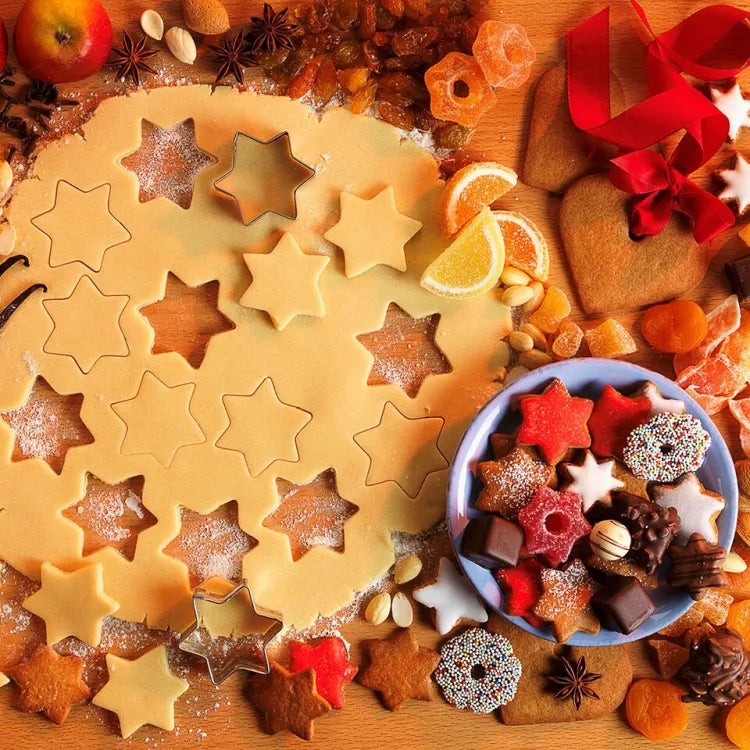 12-Piece Stainless Steel Cookie Cutter Set – DIY Baking Molds in Star, Heart & Various Shapes – Multi-Purpose Kitchen Tools for Cookies, Cakes, Fried Eggs & More