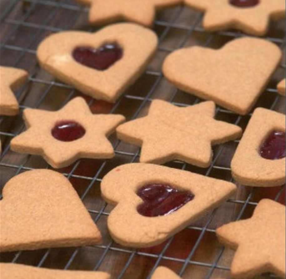 12-Piece Stainless Steel Cookie Cutter Set – DIY Baking Molds in Star, Heart & Various Shapes – Multi-Purpose Kitchen Tools for Cookies, Cakes, Fried Eggs & More