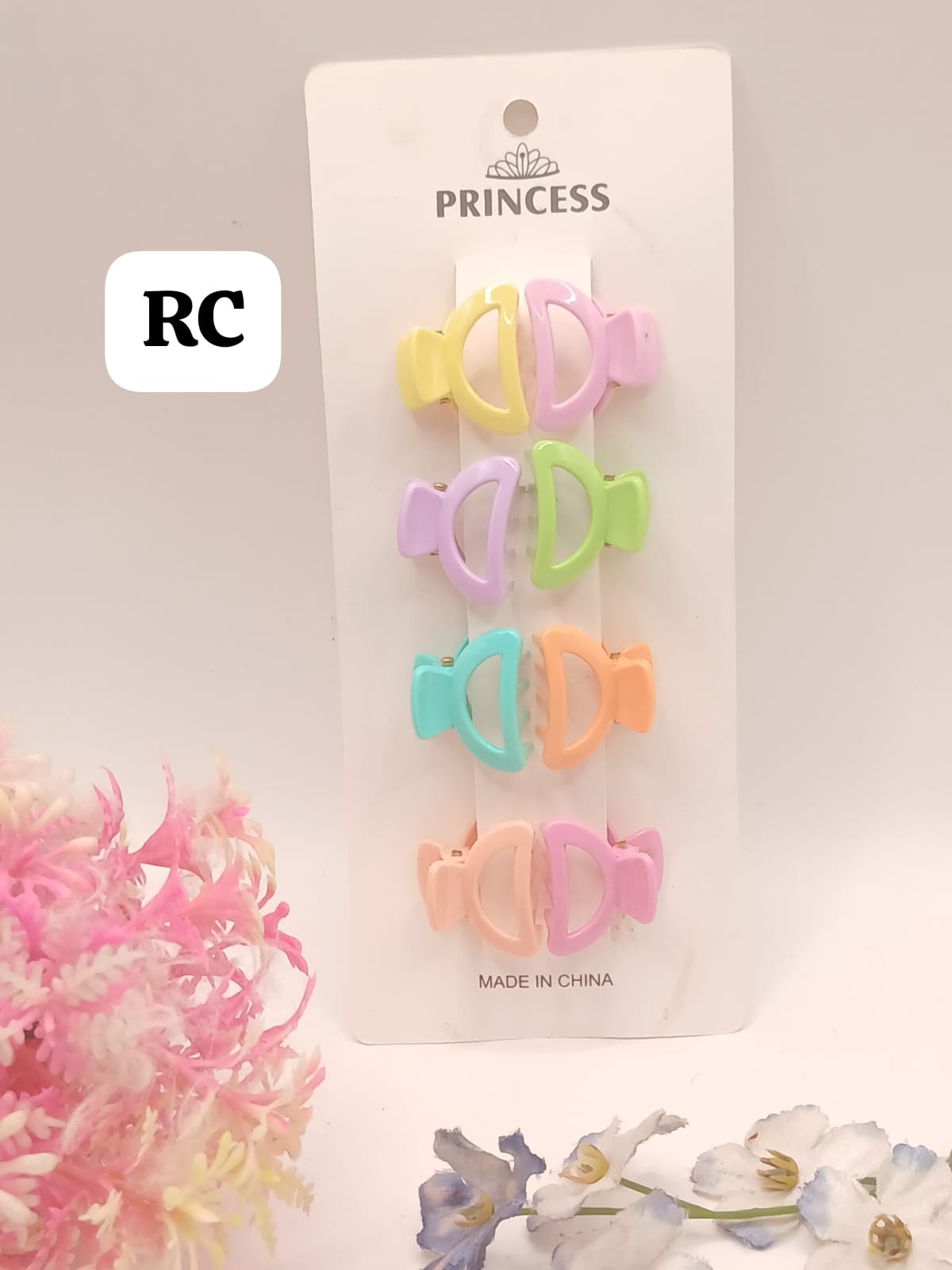 New Arrival Beautiful hair accessories Claws Card  Pack of 8 pcs hair claws  Price 85/- full card🔥✨️  Colors Random 👈